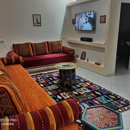 Appartement Julia Au Centre Ville Agadir Dans Residence Borj Dalat מראה חיצוני תמונה